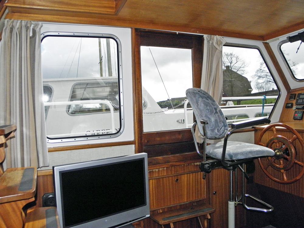 Steuerhaus, Innenausstattung